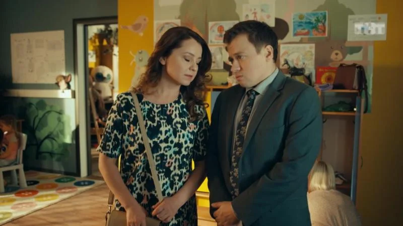 Кадры из сериала СашаТаня (2013)