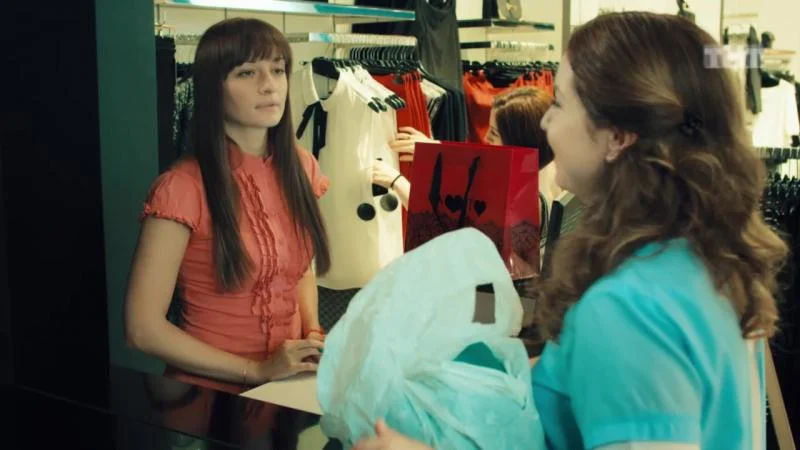 Кадры из сериала СашаТаня (2013)