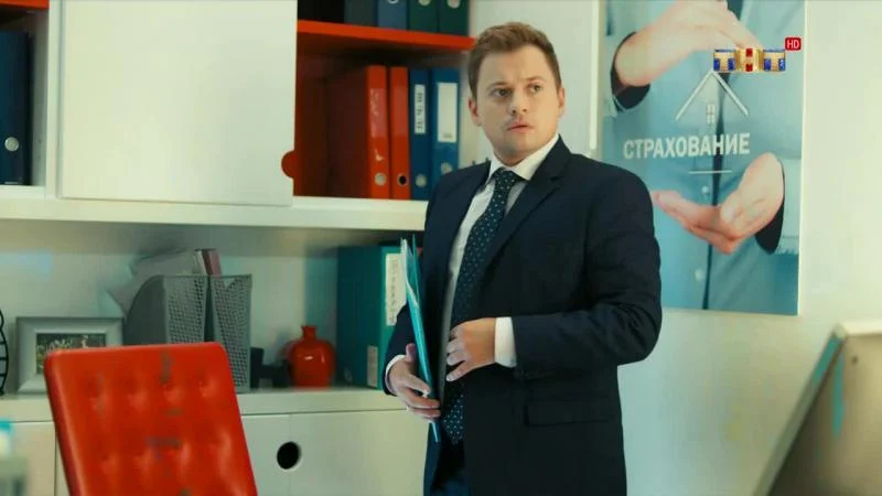 Кадры из сериала СашаТаня (2013)