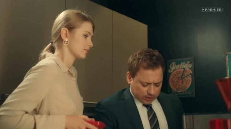 Кадры из сериала СашаТаня (2013)