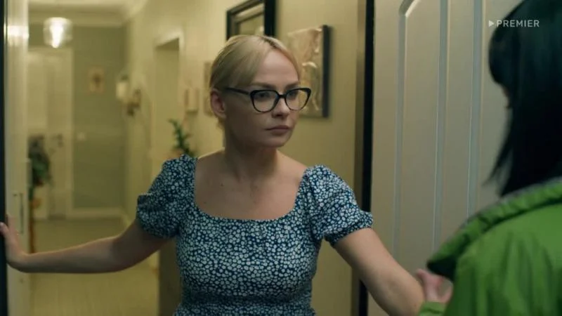 Кадры из сериала СашаТаня (2013)