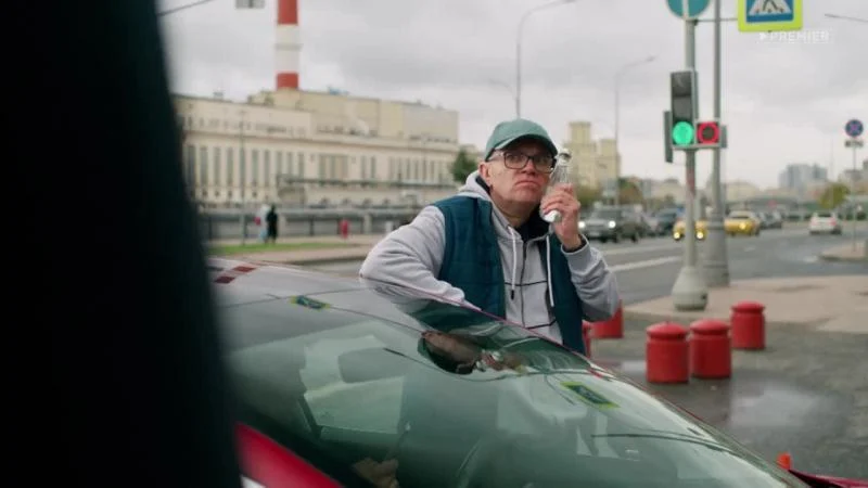 Кадры из сериала СашаТаня (2013)